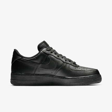 (Men's) Nike Air Force 1 Low '07 'Triple Black' (2021) CW2288-001 - SOLE SERIOUSS (2)