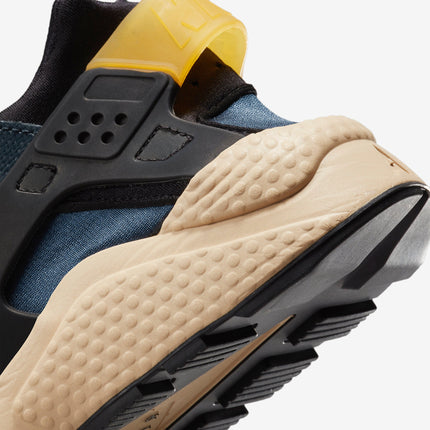 (Men's) Nike Air Huarache PRM 'Black / University Gold' (2023) DZ4852-001 - SOLE SERIOUSS (7)