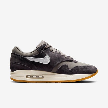 (Men's) Nike Air Max 1 Premium 'Soft Grey / Gum' (2023) FD5088-001 - SOLE SERIOUSS (2)