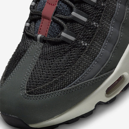 (Men's) Nike Air Max 95 Essential 'Anthracite / Team Red' (2022) DQ3982-001 - SOLE SERIOUSS (6)