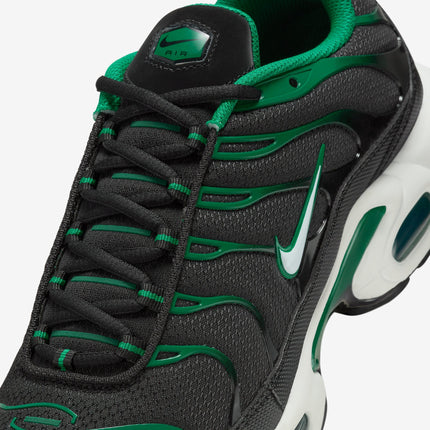 (Men's) Nike Air Max Plus 'Black / Malachite' (2023) DM0032-009 - SOLE SERIOUSS (6)