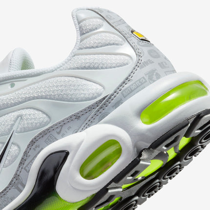 (Men's) Nike Air Max Plus 'Platinum Grey Reflective Logos' (2022) DB0682-002 - SOLE SERIOUSS (7)