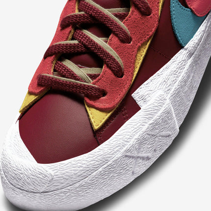 (Men's) Nike Blazer Low x Sacai x KAWS 'Team Red' (2021) DM7901-600 - SOLE SERIOUSS (6)