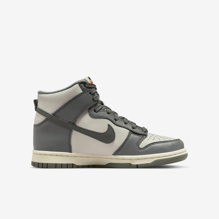 (Men's) Nike Dunk High Retro SE 'Grey / Sail' (2022) DM0582-001 - SOLE SERIOUSS (2)