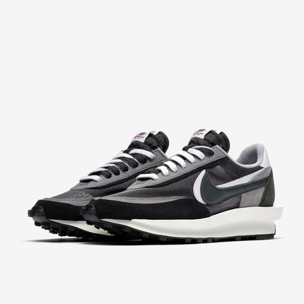 (Men's) Nike LD Waffle x Sacai 'Black' (2019) BV0073-001 - SOLE SERIOUSS (3)