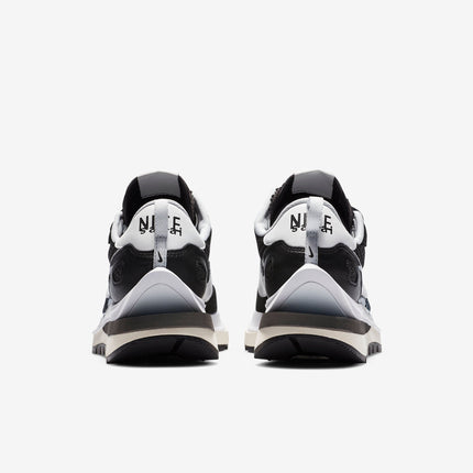 (Men's) Nike VaporWaffle x Sacai 'Black' (2020) CV1363-001 - SOLE SERIOUSS (7)