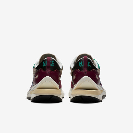 (Men's) Nike VaporWaffle x Sacai 'Villain Red' (2020) DD3035-200 - Atelier-lumieres Cheap Sneakers Sales Online (4)