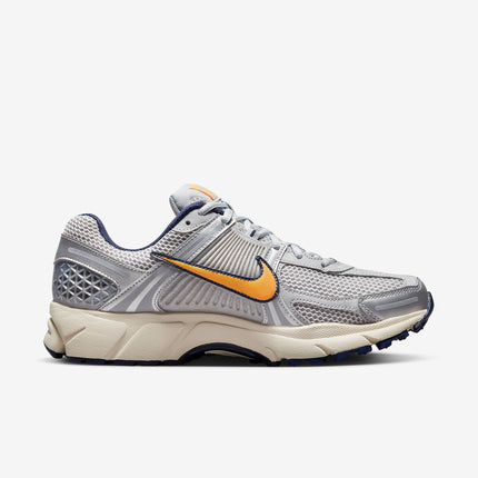 (Men's) Nike Zoom Vomero 5 'Pure Platinum / Laser Orange' (2023) FJ4151-001 - SOLE SERIOUSS (2)