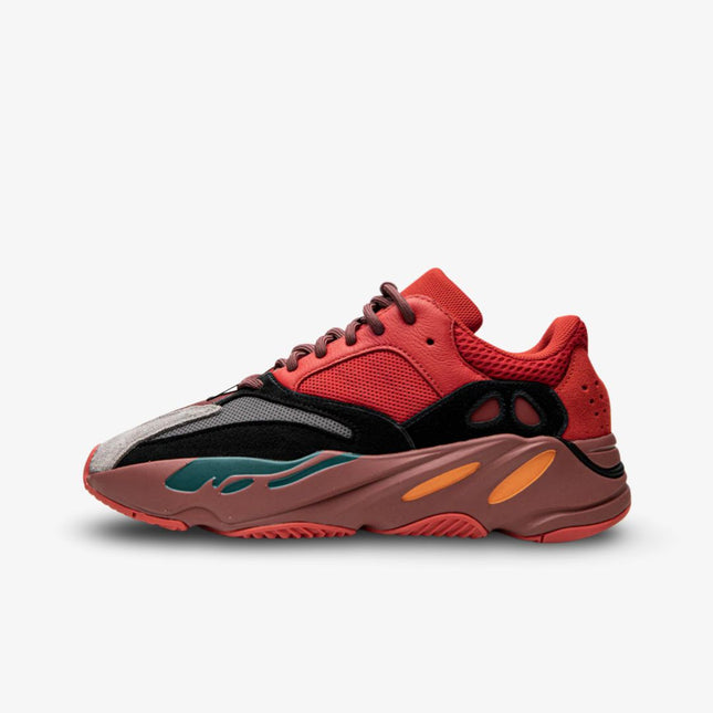 (Men's) adidas Yeezy Boost 700 'Hi-Res Red' (2022) HQ6979 - SOLE SERIOUSS (1)