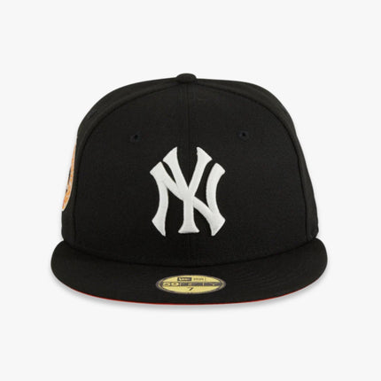 New Era x MLB Glow My God 'New York Yankees 1961 World Series' 59Fifty Patch Fitted Hat (Hat Club Exclusive) - SOLE SERIOUSS (1)