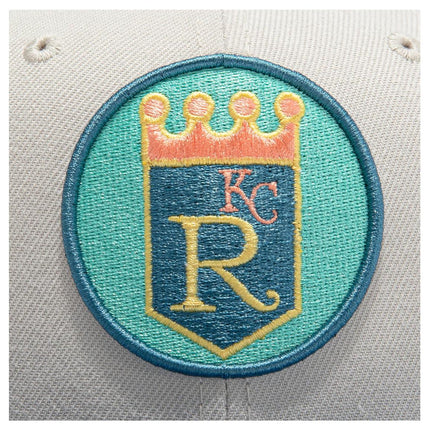 New Era x MLB Ocean Drive 'Kansas City Royals 25th Anniversary' 59Fifty Patch Fitted Hat (Hat Club Exclusive) - SOLE SERIOUSS (4)