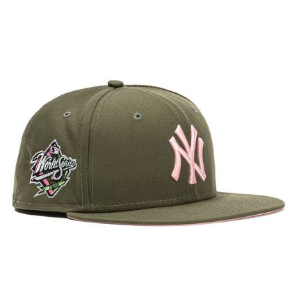 New Era x MLB Pink Martini 'New York Yankees 1998 World Series' 59Fifty Patch Fitted Hat (Hat Club Exclusive) - SOLE SERIOUSS (1)