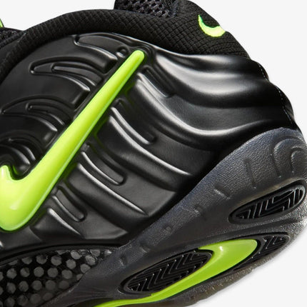 Nike Air Foamposite Pro 'Black / Voltage Yellow' (2026) | SOLE SERIOUSS [7]