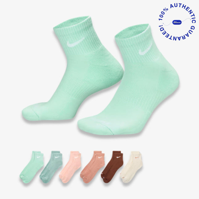 Nike Dri-FIT Everyday Plus Cushioned Mid Training Quarter Ankle Socks (6 Pack) Multicolor | SOLE SERIOUSS [1]