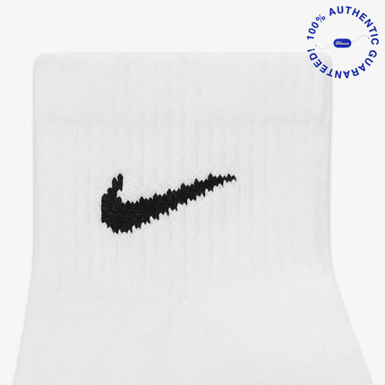 Nike Dri-FIT Everyday Plus Cushioned Mid Training Quarter Ankle Socks (6 Pack) White | SOLE SERIOUSS [4]