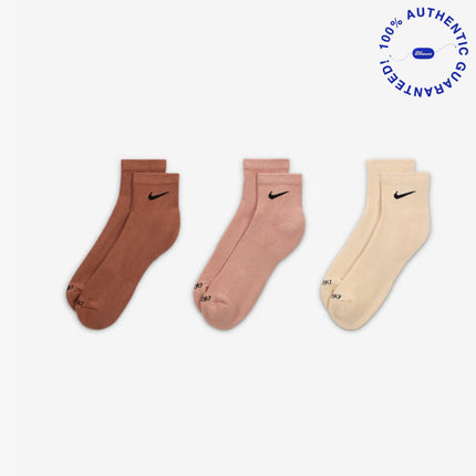 Nike Everyday Plus Cushioned Mid Training Ankle Socks (3 Pack) Multicolor | SOLE SERIOUSS [2]