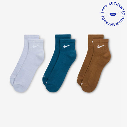 Nike Everyday Plus Cushioned Mid Training Ankle Socks (3 Pack) Multicolor | SOLE SERIOUSS [2]