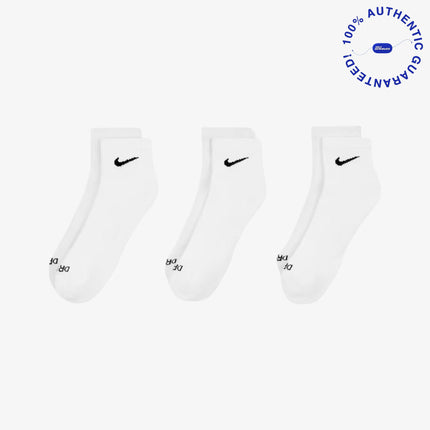 Nike Everyday Plus Cushioned Mid Training Ankle Socks (3 Pack) White | SOLE SERIOUSS [2]