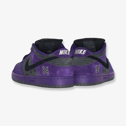 Nike SB Dunk Low OG QS x Supreme 'Ink / Iron Grey' (2025) | SOLE SERIOUSS [2]