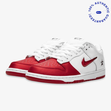Nike SB Dunk Low OG QS x Supreme 'Jewel Swoosh Varsity Red / White' (2019) | SOLE SERIOUSS [2]
