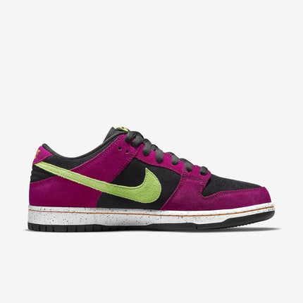 Nike SB Dunk Low Pro 'ACG Red Plum' (2021) | SOLE SERIOUSS [2]