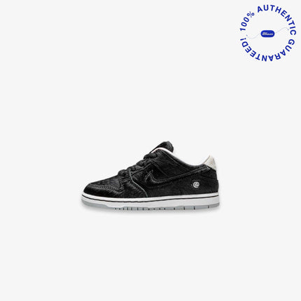 Nike SB Dunk Low Pro QS x Medicom Toy 'Bearbrick' (2020) (TD) | SOLE SERIOUSS [1]