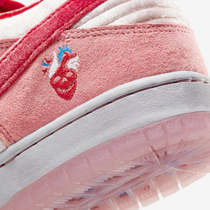 Nike SB Dunk Low Pro QS x StrangeLove Skateboards 'Valentine's Day' (2020) | SOLE SERIOUSS [7]