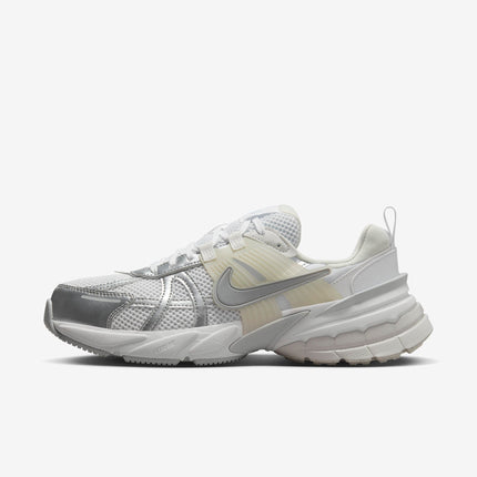 Nike V2K RUN 'White / Metallic Silver' (2024) (Womens) | SOLE SERIOUSS [1]