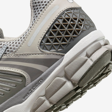 Nike Zoom Vomero 5 PRM 'Light Iron Ore' (2023) | SOLE SERIOUSS [7]