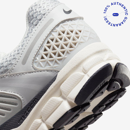 Nike Zoom Vomero 5 'Photon Dust / Metallic Silver' (2023) (Womens) | SOLE SERIOUSS [7]