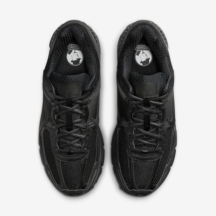 Nike Zoom Vomero 5 'Triple Black' (2023) | SOLE SERIOUSS [4]