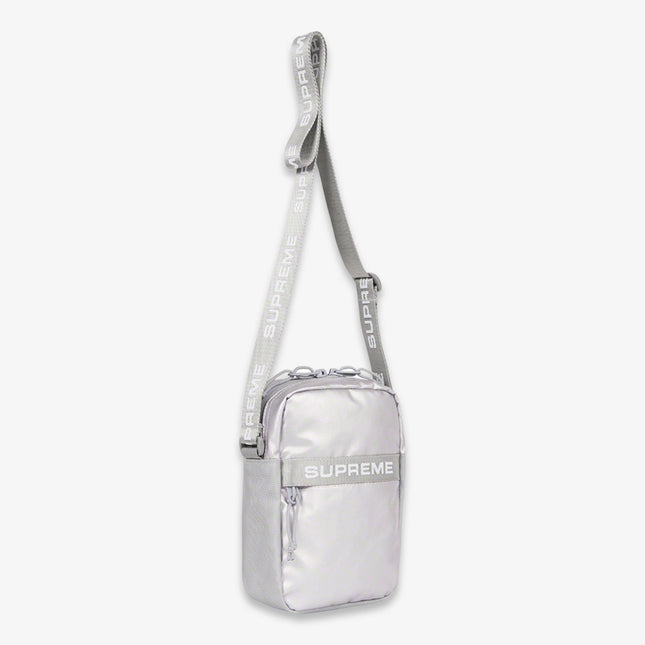 Supreme Shoulder Bag Silver (FW22) - SOLE SERIOUSS (1)