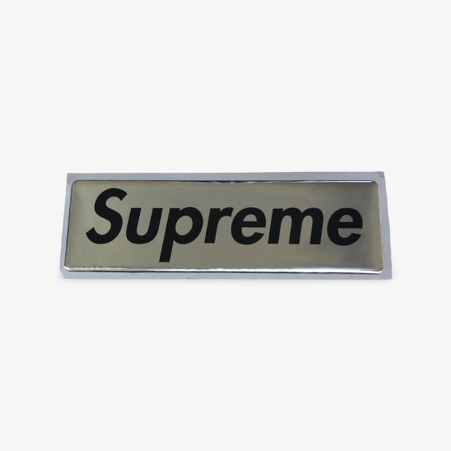 Supreme Sticker 'Box Logo Shiny Vinyl Plastic' Silver FW17 - SOLE SERIOUSS (1)