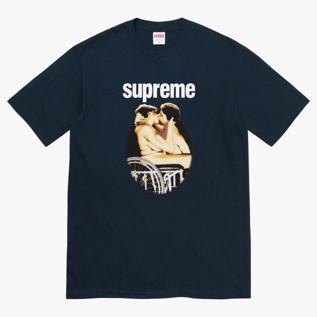 Supreme Tee 'Kiss' Navy (SS23) - SOLE SERIOUSS (1)