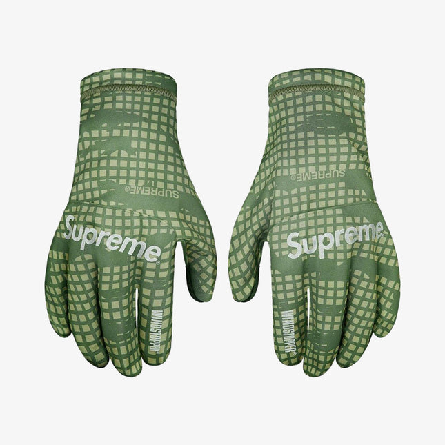 Supreme WINDSTOPPER Gloves Olive Grid Camo (FW21) - SOLE SERIOUSS (1)