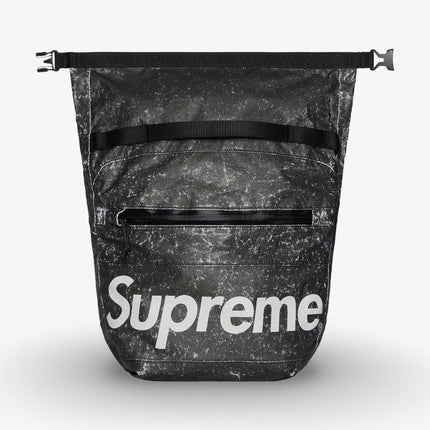 Supreme Waterproof Reflective Speckled Shoulder Bag Black (FW20) - SOLE SERIOUSS (4)