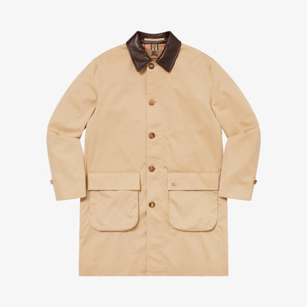 Supreme x Burberry Leather Collar Trench Beige SS22 - SOLE SERIOUSS (1)