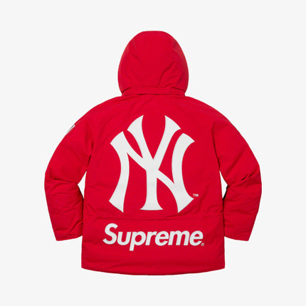 Supreme x MLB New York Yankees x GORE-TEX 700-Fill Down Jacket Red FW21 - SOLE SERIOUSS (4)
