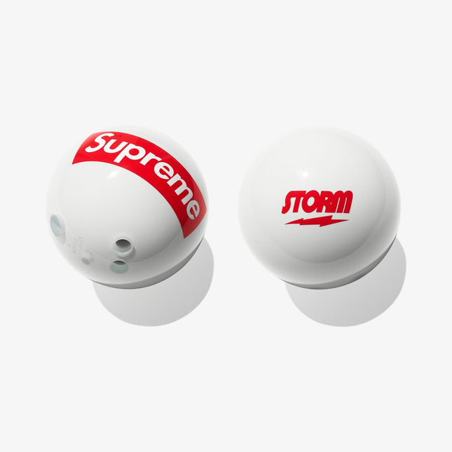 Supreme x Storm Bowling Ball White (FW21) - SOLE SERIOUSS (1)