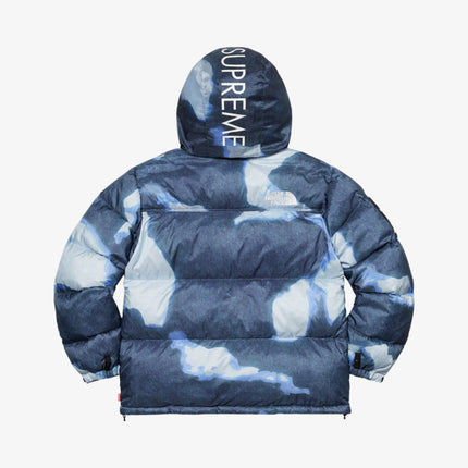 Supreme x The North Face Nuptse Jacket 'Bleached Denim Print' Indigo FW21 - SOLE SERIOUSS (3)