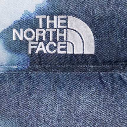 Supreme x The North Face Nuptse Jacket 'Bleached Denim Print' Indigo FW21 - SOLE SERIOUSS (4)