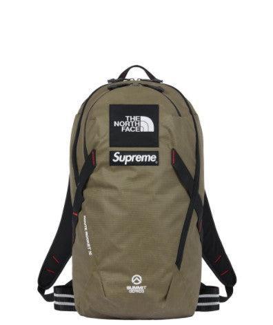 Supreme x The North Face Summit Series Route Rocket Backpack 'Outer Tape Seam' Olive SS21 - SOLE SERIOUSS (1)