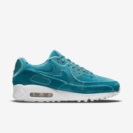 (Women's) Nike Air Max 90 Premium 'Lucky Charms Ash Green' (2022) DO2194-001 - SOLE SERIOUSS (2)