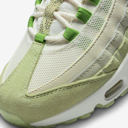 (Women's) Nike Air Max 95 'Green Snake' (2022) DV3208-001 - SOLE SERIOUSS (6)