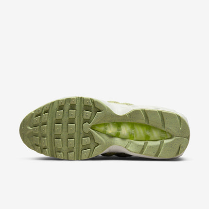 (Women's) Nike Air Max 95 'Green Snake' (2022) DV3208-001 - SOLE SERIOUSS (8)