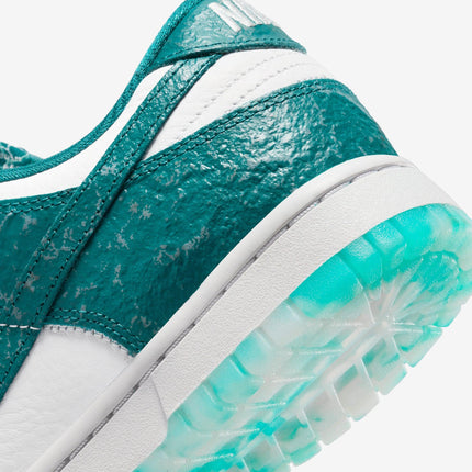 (Women's) Nike Dunk Low 'Ocean / Bright Spruce' (2022) DV3029-100 - SOLE SERIOUSS (7)