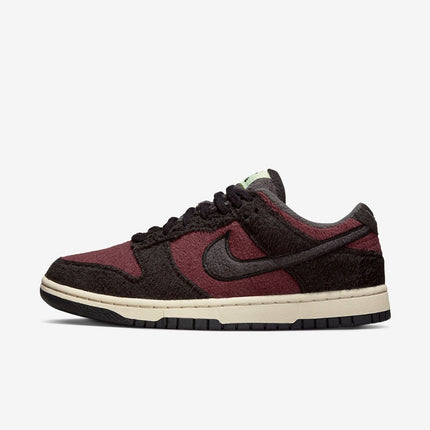 (Women's) Nike Dunk Low SE CC 'Fleece Burgundy Crush' (2022) DQ7579-600 - SOLE SERIOUSS (1)