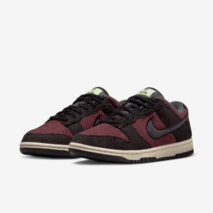 (Women's) Nike Dunk Low SE CC 'Fleece Burgundy Crush' (2022) DQ7579-600 - SOLE SERIOUSS (3)