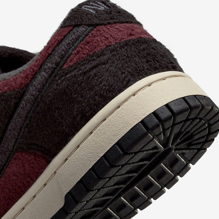 (Women's) Nike Dunk Low SE CC 'Fleece Burgundy Crush' (2022) DQ7579-600 - SOLE SERIOUSS (7)