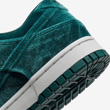 (Women's) Nike Dunk Low 'Velvet Teal' (2022) DZ5224-300 - SOLE SERIOUSS (7)